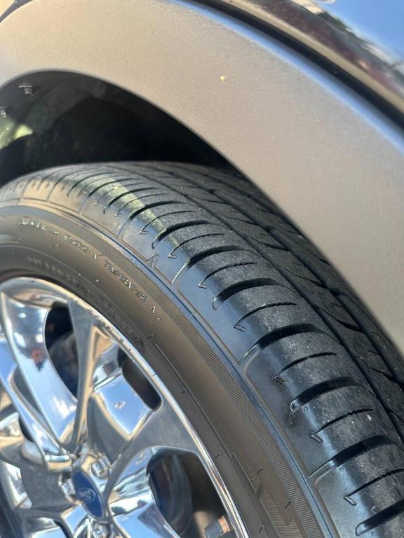 used 2013 Ford Escape car, priced at $5,900