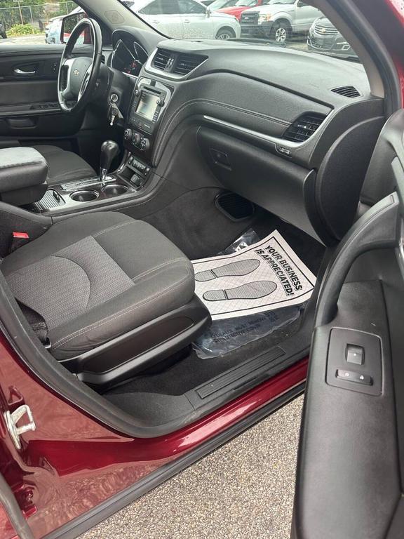 used 2017 Chevrolet Traverse car, priced at $5,900