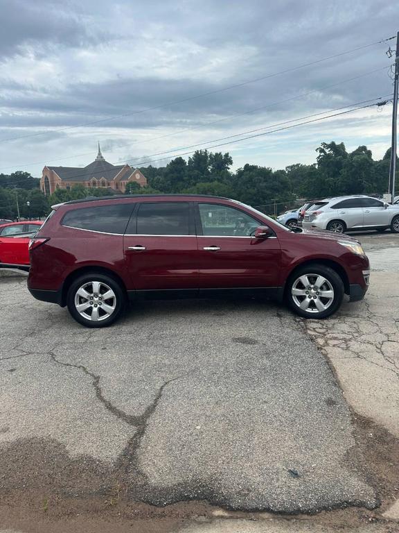 used 2017 Chevrolet Traverse car, priced at $5,900