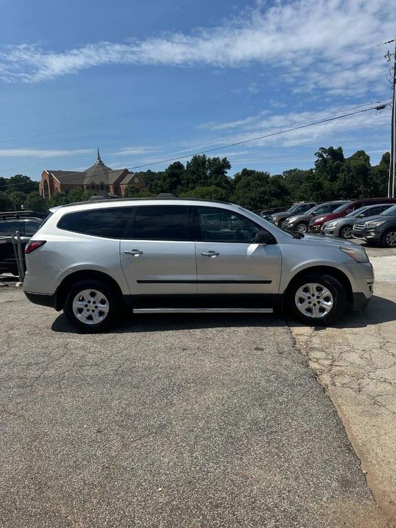 used 2013 Chevrolet Traverse car, priced at $5,900