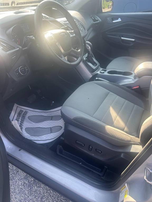 used 2015 Ford Escape car, priced at $5,900