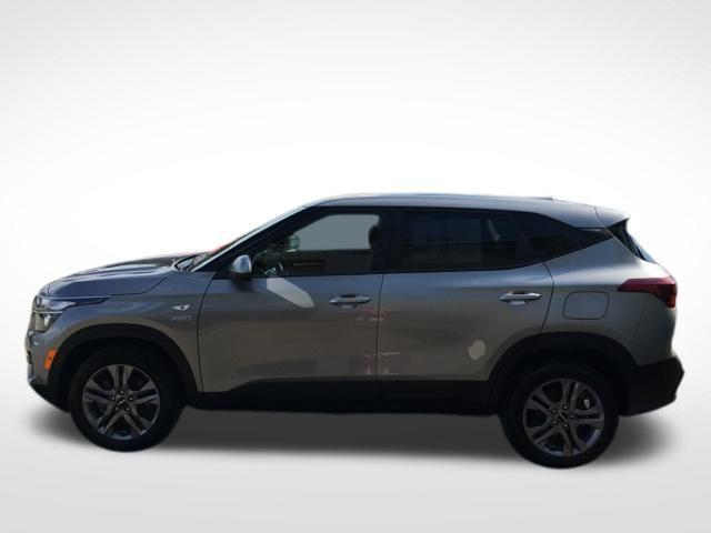 used 2023 Kia Seltos car, priced at $21,556
