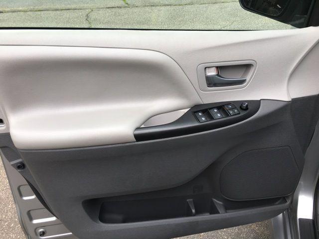 used 2018 Toyota Sienna car, priced at $26,014