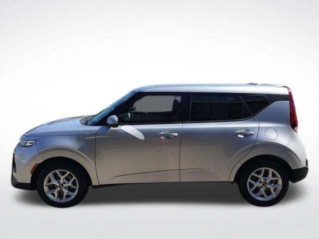 used 2021 Kia Soul car, priced at $14,882