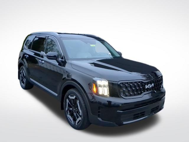 used 2023 Kia Telluride car, priced at $32,974