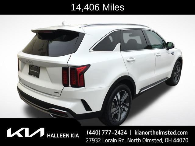 used 2023 Kia Sorento Hybrid car, priced at $33,838