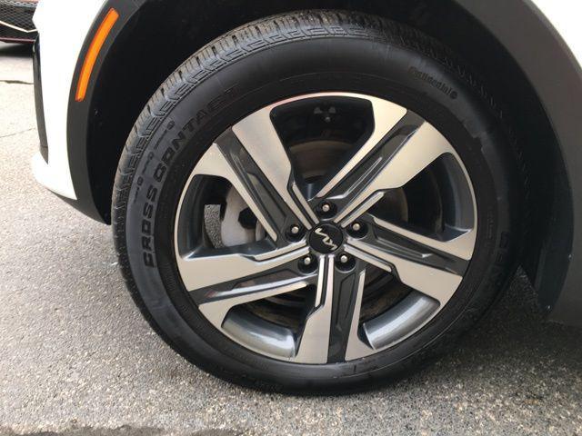 used 2023 Kia Sorento Hybrid car, priced at $33,838