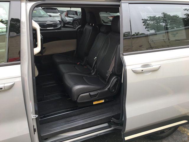 used 2022 Kia Carnival car, priced at $34,840