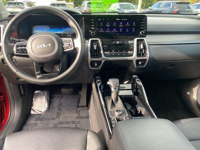 used 2023 Kia Sorento car, priced at $34,214