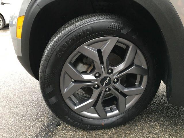 used 2024 Kia Seltos car, priced at $22,650