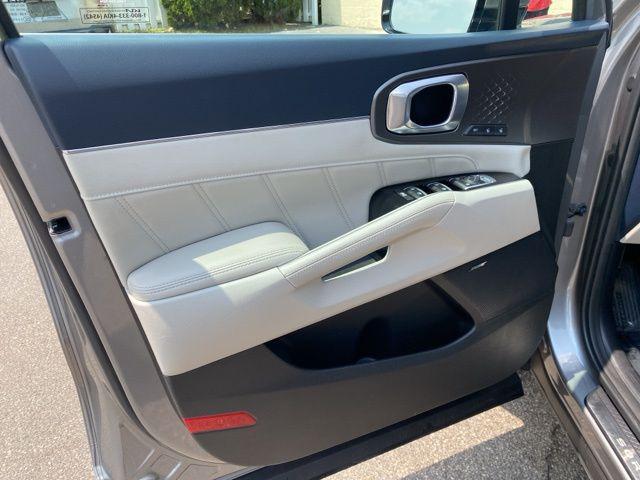 used 2023 Kia Sorento Plug-In Hybrid car, priced at $39,706