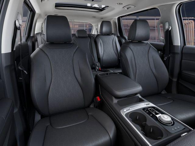 new 2025 Kia Carnival car, priced at $50,260