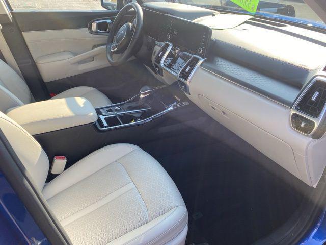 used 2023 Kia Sorento car, priced at $32,684