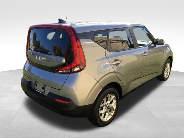 used 2022 Kia Soul car, priced at $17,799