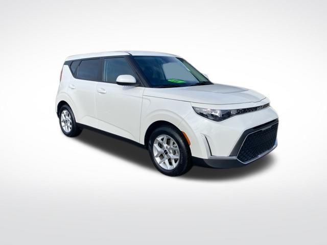 used 2023 Kia Soul car, priced at $18,402