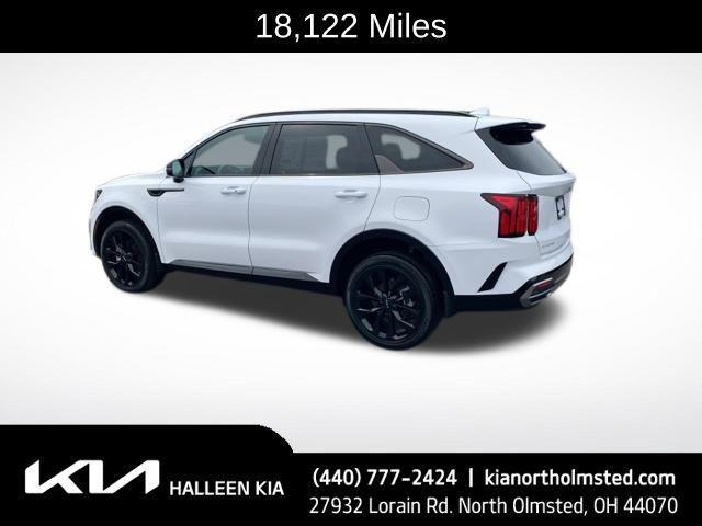 used 2023 Kia Sorento car, priced at $33,875