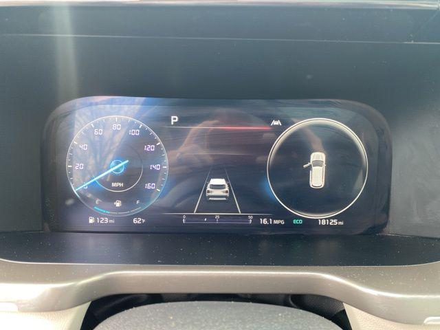 used 2023 Kia Sorento car, priced at $33,875