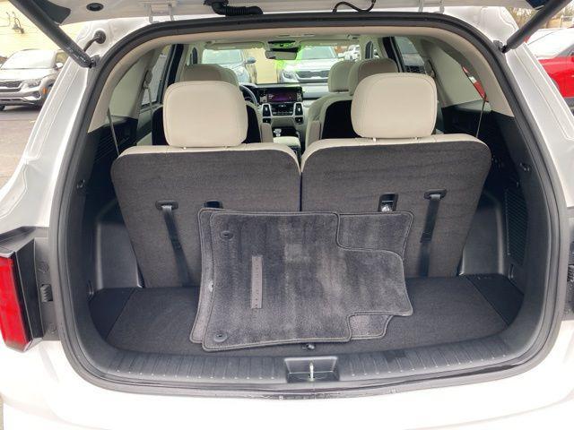 used 2023 Kia Sorento car, priced at $33,875