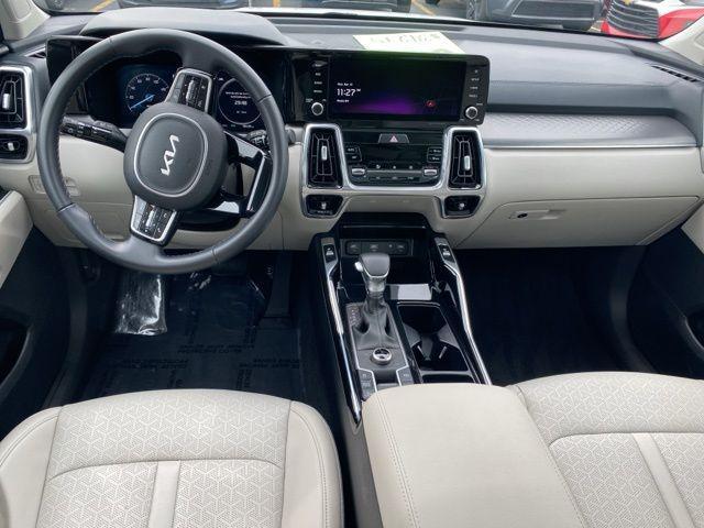 used 2023 Kia Sorento car, priced at $33,875