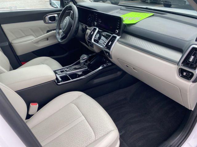 used 2023 Kia Sorento car, priced at $33,875