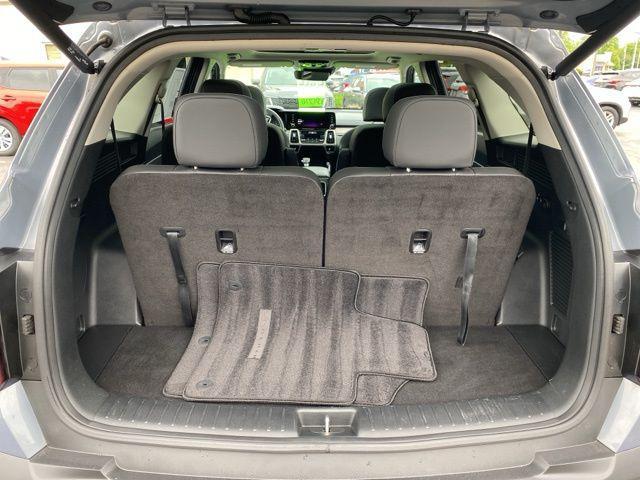 used 2023 Kia Sorento car, priced at $34,076