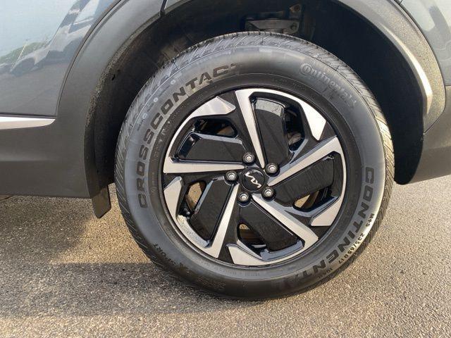 used 2023 Kia Sportage Hybrid car, priced at $26,579