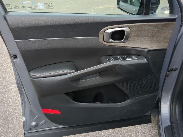 used 2023 Kia Sorento car, priced at $29,929