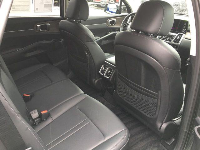 used 2023 Kia Sorento car, priced at $30,139