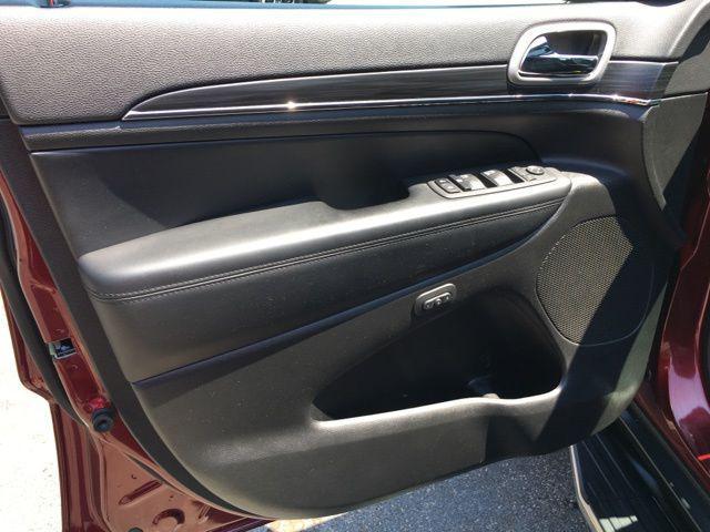 used 2022 Jeep Grand Cherokee car, priced at $28,518