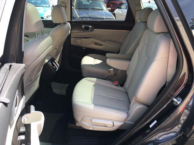 used 2023 Kia Sorento Plug-In Hybrid car, priced at $41,521