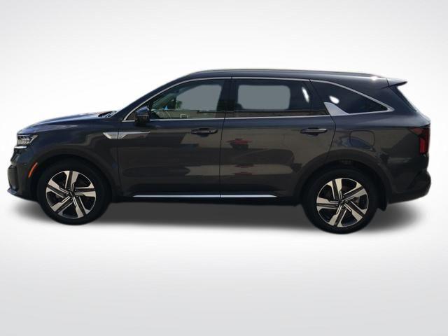 used 2023 Kia Sorento Plug-In Hybrid car, priced at $41,521