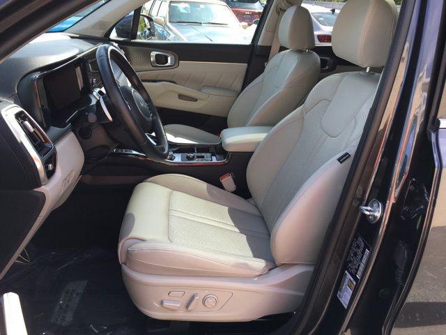 used 2023 Kia Sorento Plug-In Hybrid car, priced at $41,521