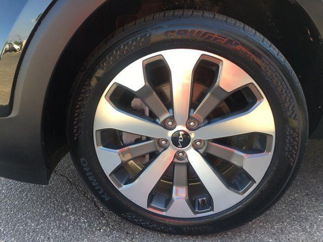 used 2022 Kia Telluride car, priced at $32,310