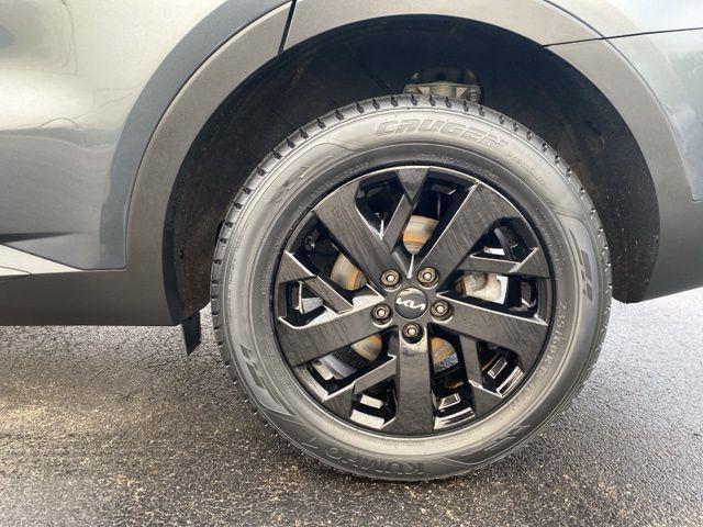 used 2022 Kia Sorento car, priced at $29,469