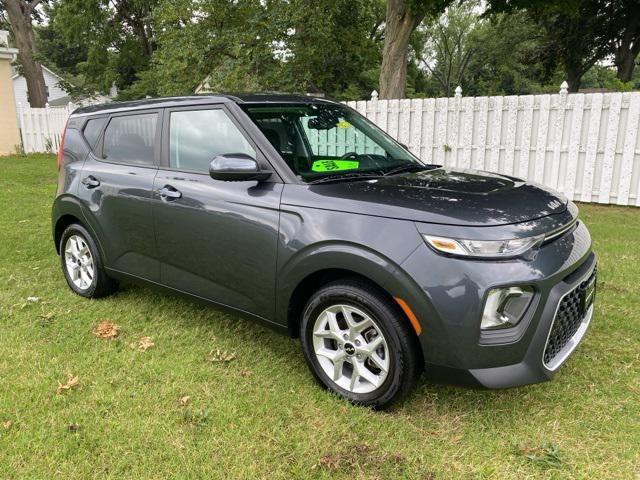 used 2022 Kia Soul car, priced at $18,499