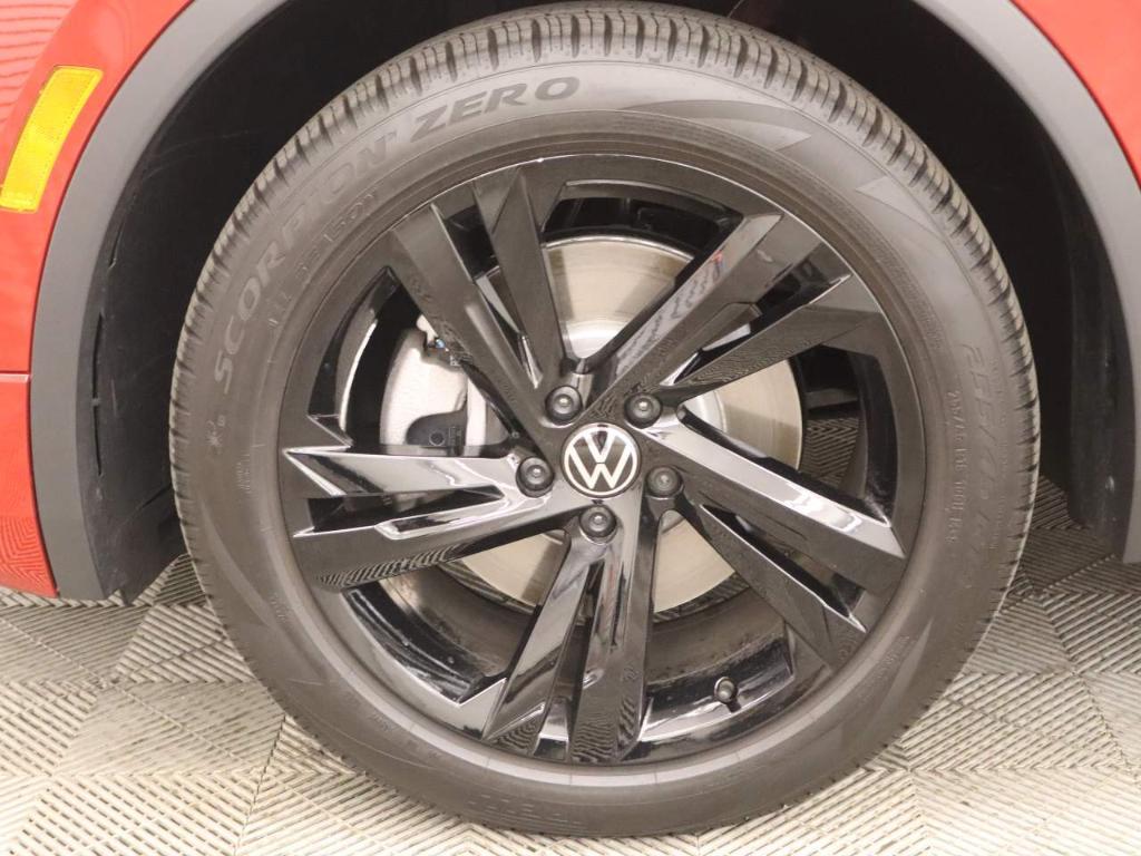used 2024 Volkswagen Tiguan car, priced at $31,995
