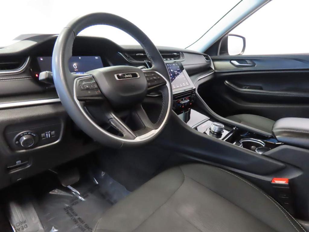 used 2023 Jeep Grand Cherokee L car, priced at $27,959