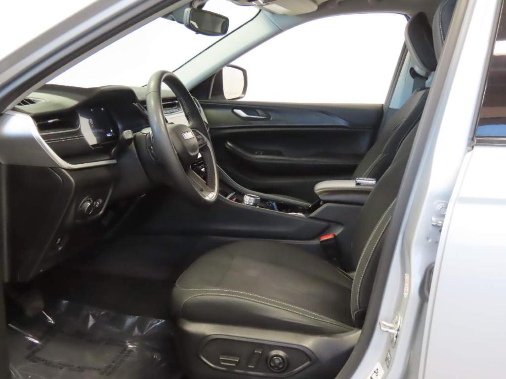 used 2023 Jeep Grand Cherokee L car, priced at $27,959