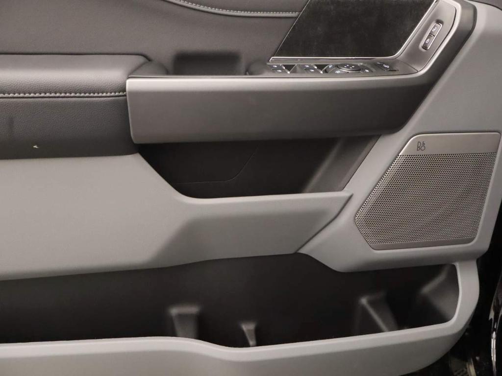 new 2025 Ford F-250 car, priced at $74,695