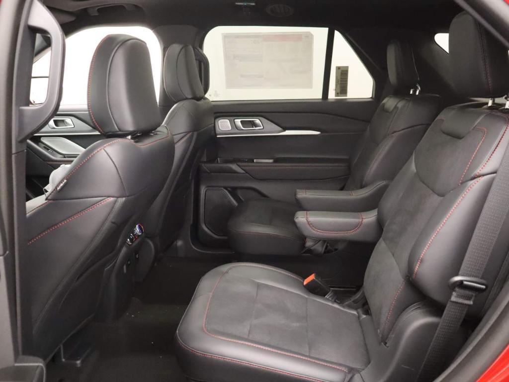 new 2025 Ford Explorer car, priced at $59,725