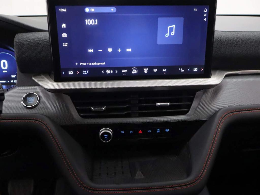 new 2025 Ford Explorer car, priced at $59,725