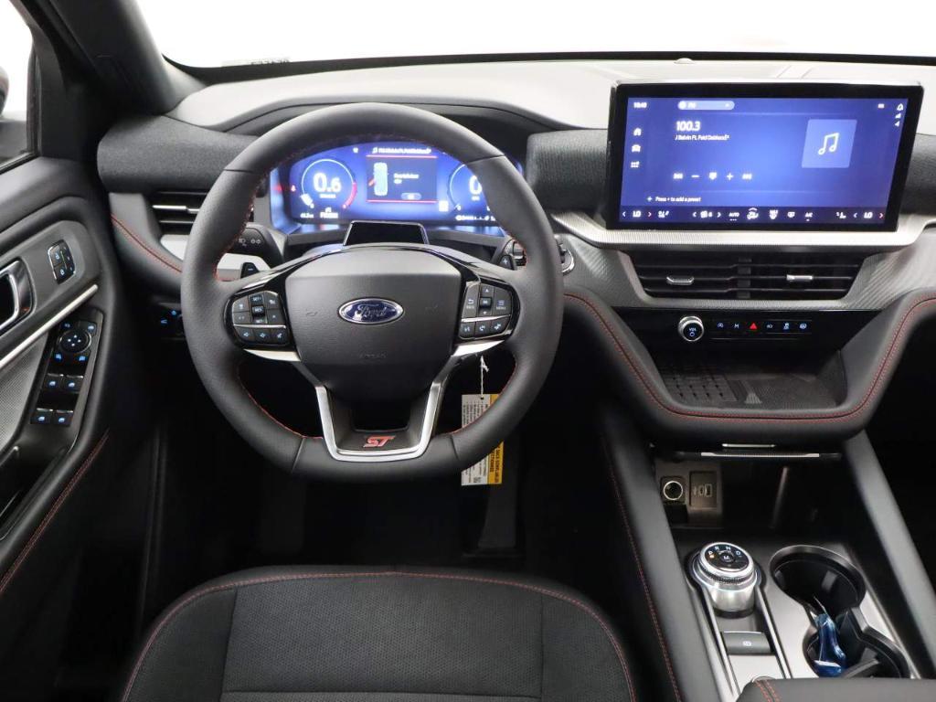 new 2025 Ford Explorer car, priced at $59,725