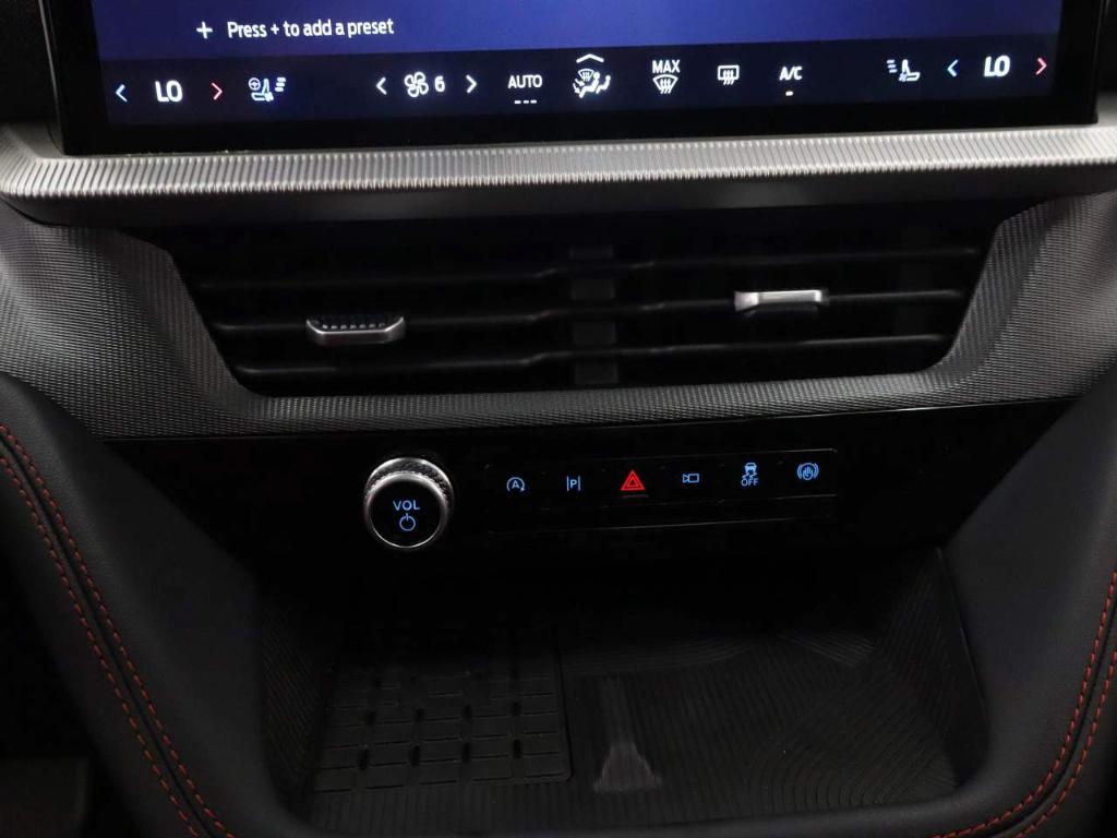 new 2025 Ford Explorer car, priced at $59,725