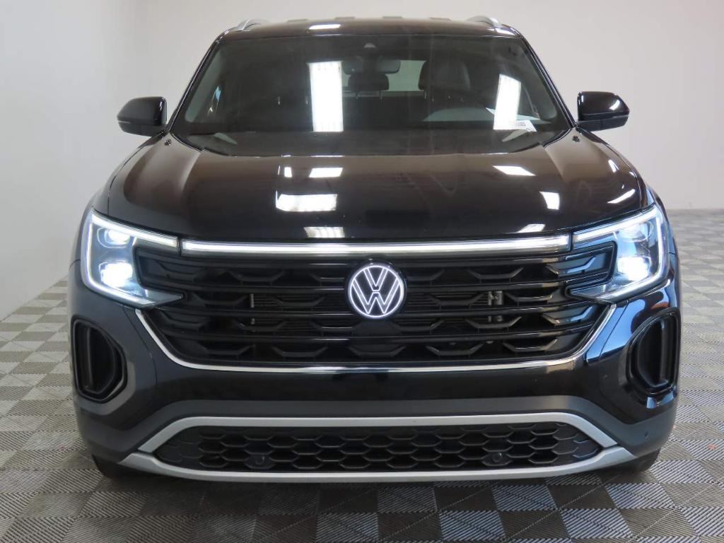 used 2024 Volkswagen Atlas Cross Sport car, priced at $28,505