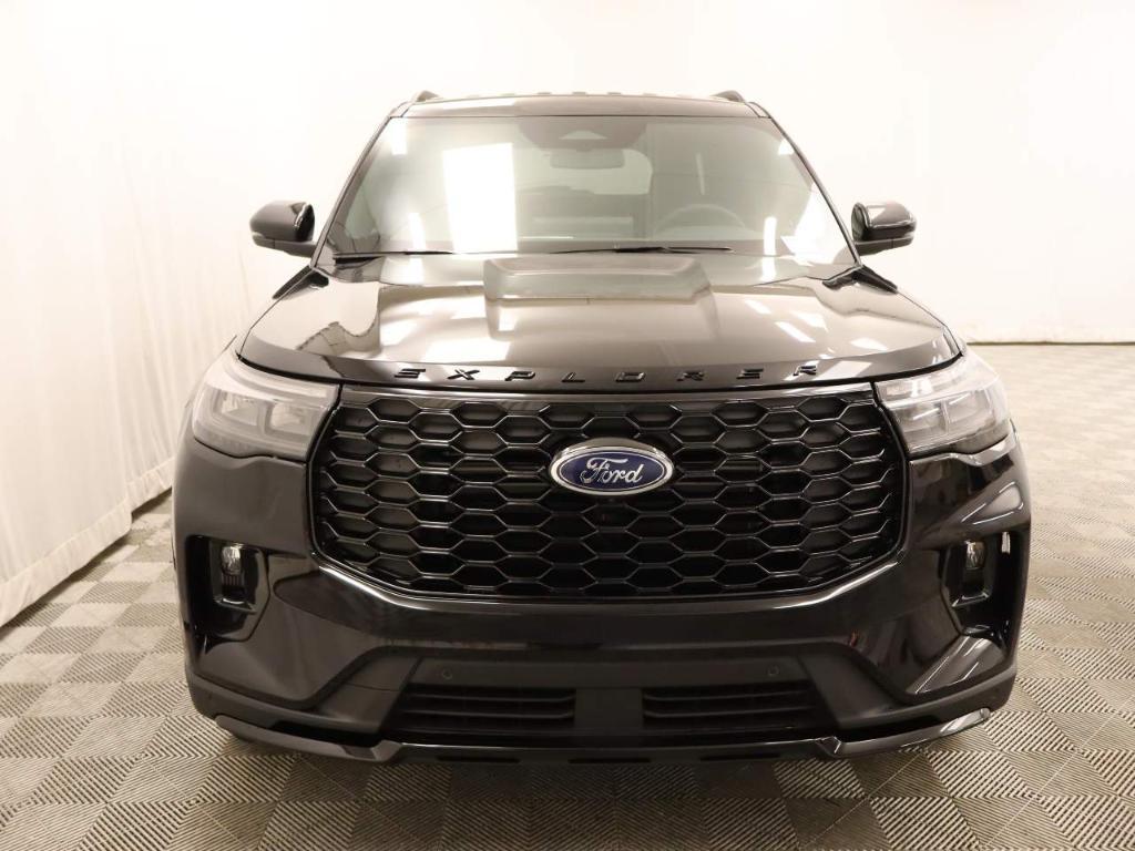 new 2025 Ford Explorer car, priced at $47,160