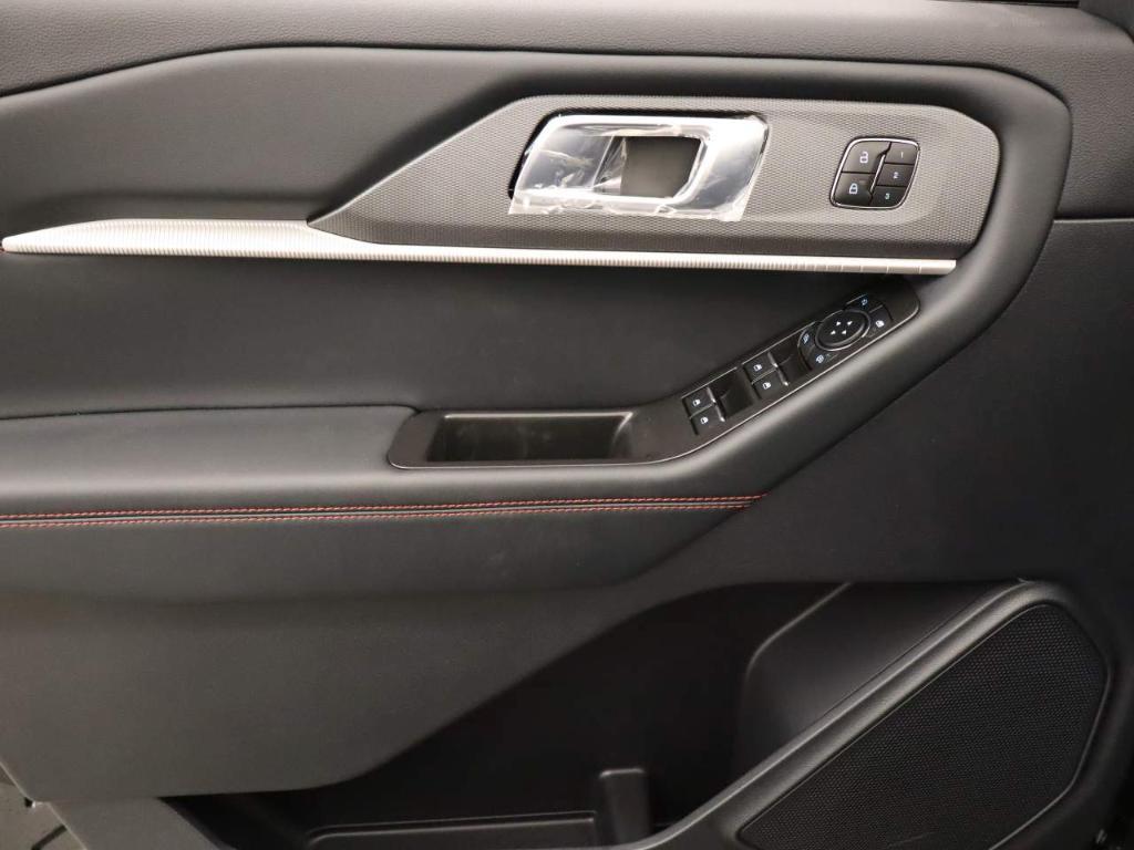 new 2025 Ford Explorer car, priced at $47,160