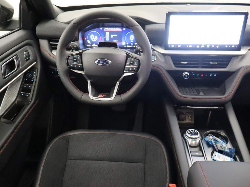 new 2025 Ford Explorer car, priced at $59,600