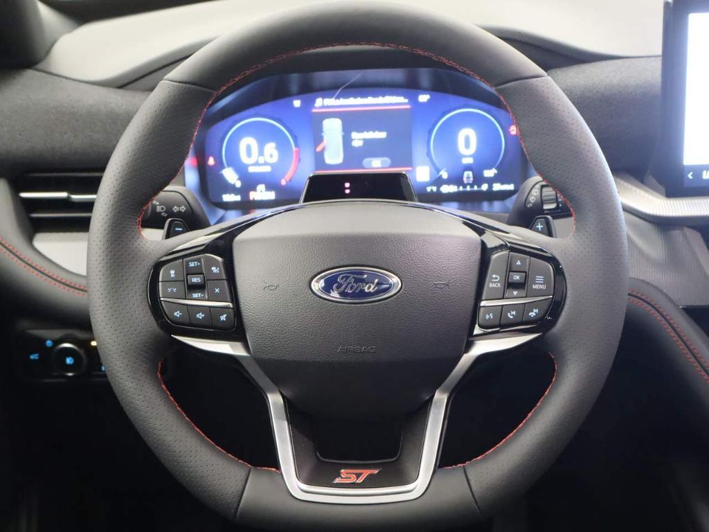 new 2025 Ford Explorer car, priced at $59,600
