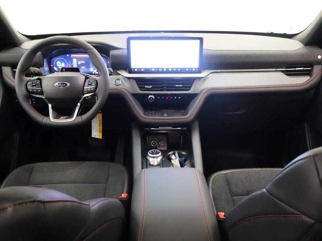 new 2025 Ford Explorer car, priced at $57,060