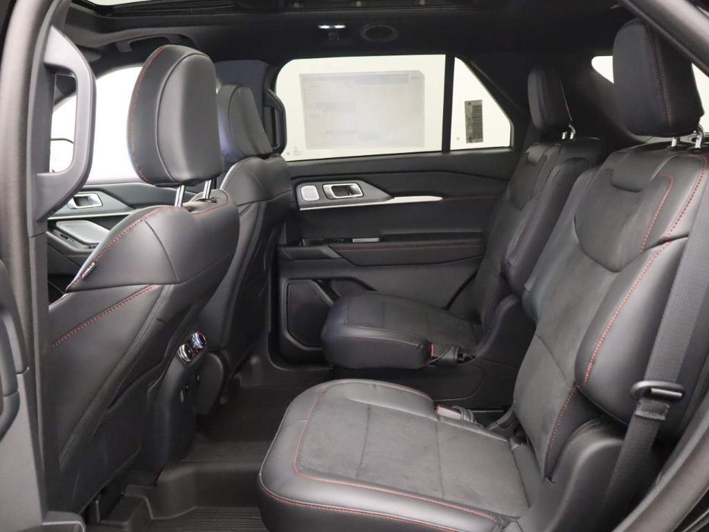 new 2025 Ford Explorer car, priced at $57,060